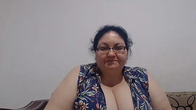Snapshot of Nykyxo chatting on July 12, 2026, 12:50 pm Nykyxo online show from July 12, 2026, 12:50 pm