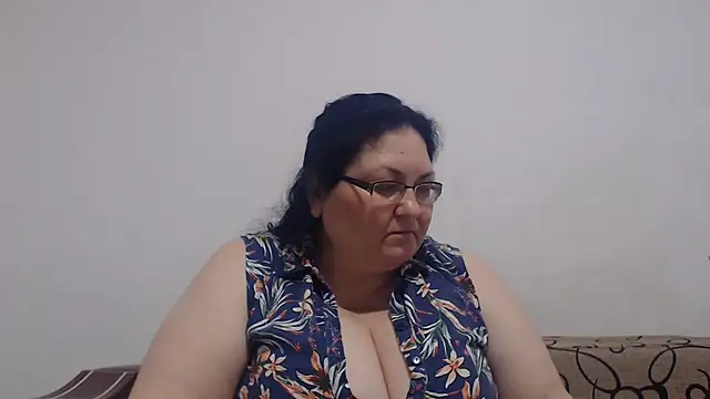 Snapshot of Nykyxo chatting on July 11, 2026, 2:06 pm Nykyxo online show from July 11, 2026, 2:06 pm