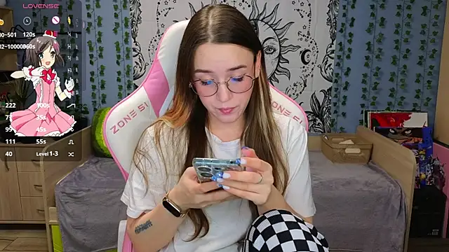 Sweet frosti online show from January 13, 2025, 3:23 am