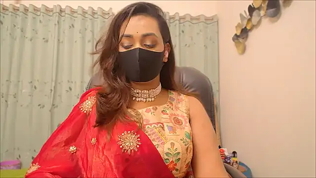 OH-Monica online show from November 27, 2025, 8:42 pm