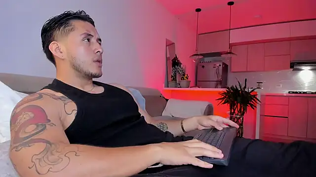 Chriskyle  online show from September 23, 2025, 12:17 am