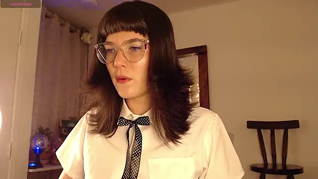 Snapshot of CherryBlossom___ chatting on October 5, 2025, 1:40 am CherryBlossom online show from October 5, 2025, 1:40 am