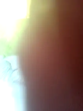 Snapshot of CurvySara1 chatting on October 3, 2025, 9:38 pm CurvySara1 online show from October 3, 2025, 9:38 pm