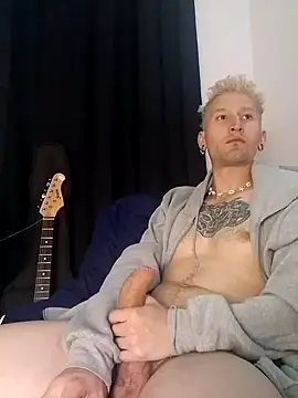 Snapshot of Vlad_goetia chatting on October 15, 2025, 1:26 am Vlad goetia online show from October 15, 2025, 1:26 am