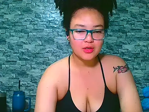 vanellope12 online show from March 29, 2026, 10:06 am