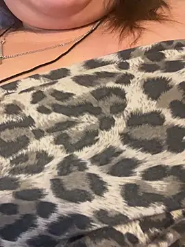 Snapshot of asianmama888 chatting on December 22, 2024, 3:55 pm asianmama888 online show from December 22, 2024, 3:55 pm