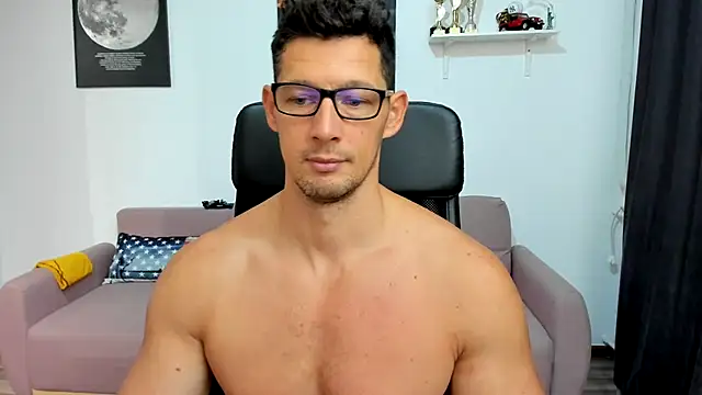 Snapshot of BrutusK08 chatting on October 19, 2025, 7:11 am BrutusK08 online show from October 19, 2025, 7:11 am