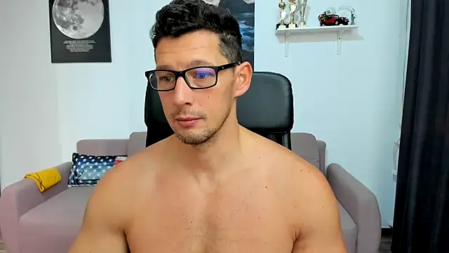 Snapshot of BrutusK08 chatting on October 21, 2025, 5:51 am BrutusK08 online show from October 21, 2025, 5:51 am