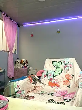 Snapshot of KATYGONZALEZ chatting on February 7, 2025, 8:31 pm KATYGONZALEZ online show from February 7, 2025, 8:31 pm