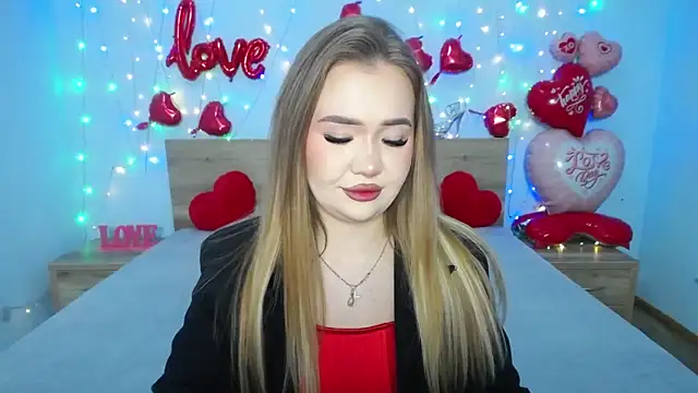 StacyYellig online show from February 14, 2025, 9:10 pm