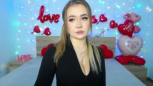 StacyYellig online show from February 18, 2025, 8:49 am