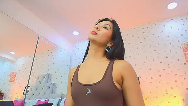 JulietaReyess online show from October 2, 2025, 11:46 am