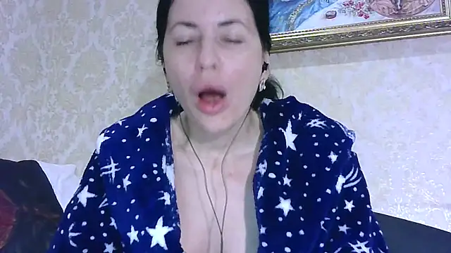 StunnigArt online show from February 7, 2026, 2:30 am