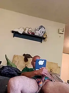 littleChop33 online show from October 5, 2025, 12:45 am