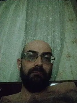 Snapshot of ArsenSavas chatting on April 22, 2026, 9:32 pm ArsenSavas online show from April 22, 2026, 9:32 pm