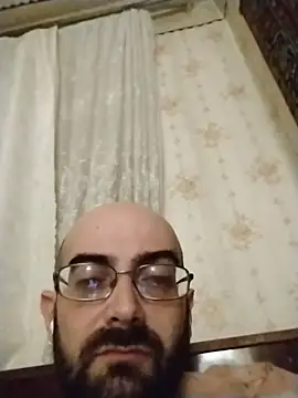 Snapshot of ArsenSavas chatting on April 14, 2026, 8:25 pm ArsenSavas online show from April 14, 2026, 8:25 pm