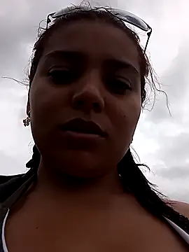 stefanie010 online show from November 20, 2025, 6:08 pm