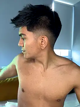 Snapshot of santiago_01 chatting on September 23, 2025, 7:43 pm santiago 01 online show from September 23, 2025, 7:43 pm