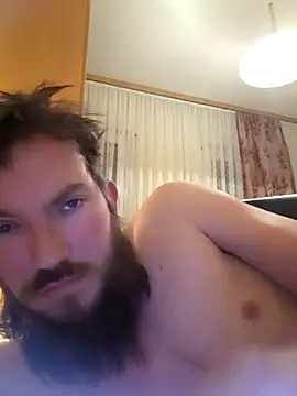 Snapshot of Klinsch chatting on February 4, 2026, 9:32 pm Klinsch online show from February 4, 2026, 9:32 pm