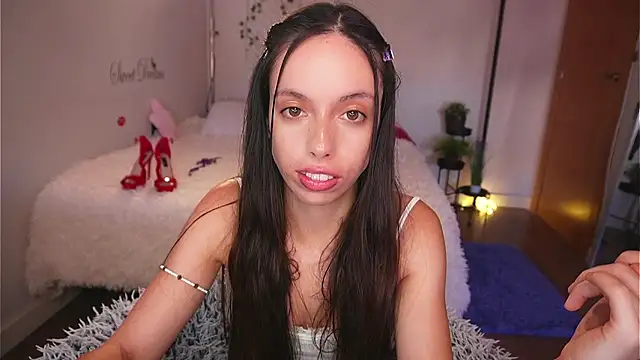 Snapshot of Dayna_Nebula chatting on September 27, 2025, 12:22 pm Dayna Nebula online show from September 27, 2025, 12:22 pm