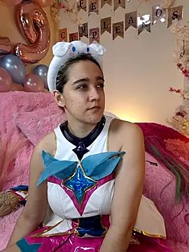 NaomiShimizu online show from November 3, 2025, 8:23 pm