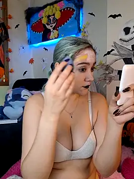 NaomiShimizu online show from October 27, 2025, 9:05 pm