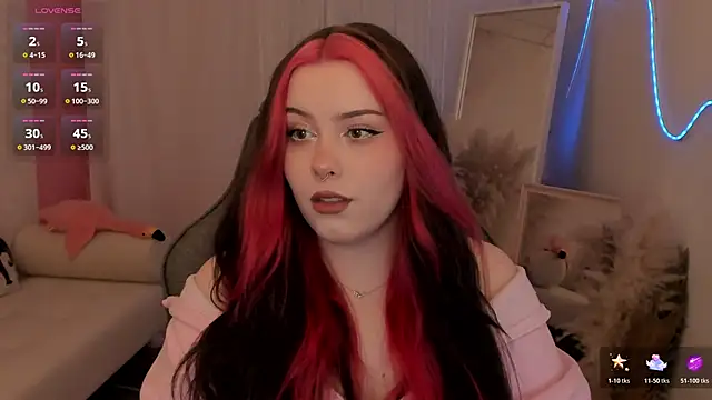 CoralineKeyns online show from March 26, 2026, 5:28 am