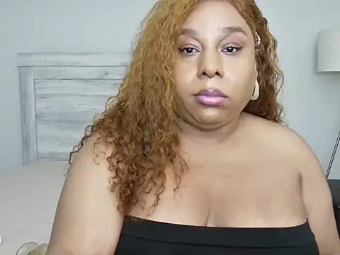 Carmen Cream online show from November 3, 2025, 1:44 am