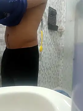 Nicolaskribeiro online show from October 31, 2025, 10:05 pm