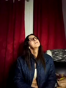 Cameron puppy online show from September 19, 2025, 3:54 am