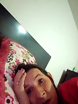 Cameron puppy online show from November 2, 2025, 10:04 pm