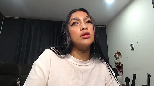 fairylatin222 online show from December 14, 2025, 2:29 am