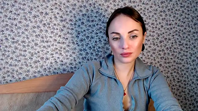 Tinadream20 online show from April 19, 2026, 8:15 am