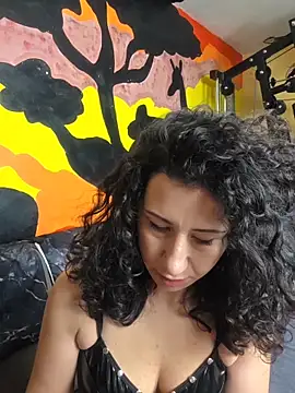 Concy de  online show from January 19, 2026, 11:47 am