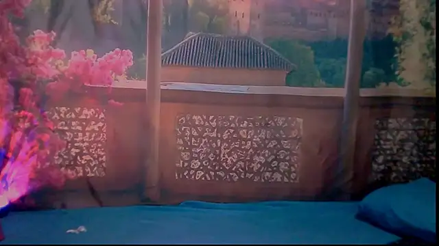 RoyalIndianCreamPuff online show from September 21, 2025, 11:26 am