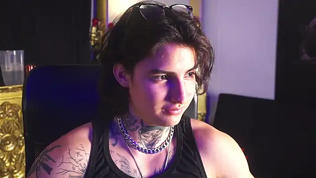 dantecoppolaa  online show from March 14, 2025, 12:32 am