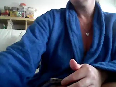DragoneSFR online show from March 6, 2025, 4:38 pm