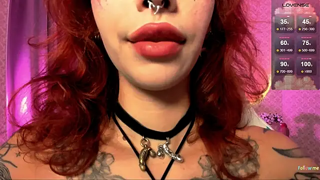 LeylaNoiry online show from October 14, 2025, 3:12 pm