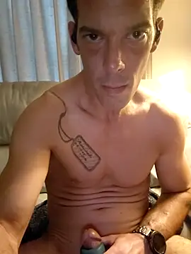 John19893 online show from April 4, 2026, 11:22 pm