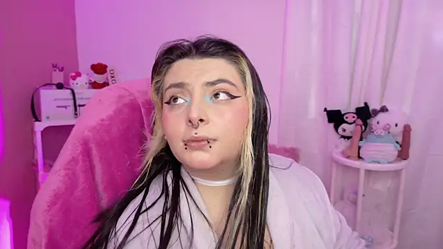 Sachi Meow online show from March 25, 2026, 5:12 pm