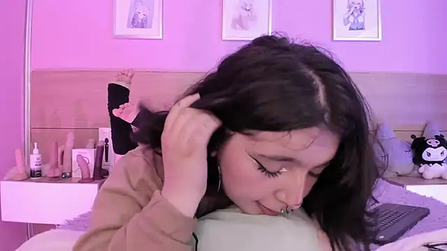 Sachi Meow online show from March 2, 2025, 6:35 pm