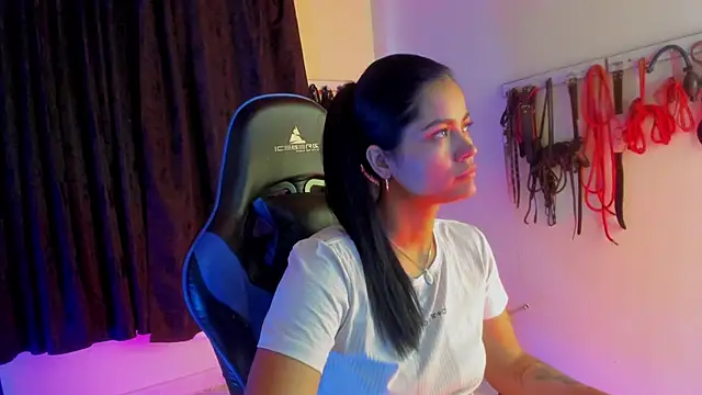 scarlet-kennedy98 online show from October 8, 2025, 8:53 pm