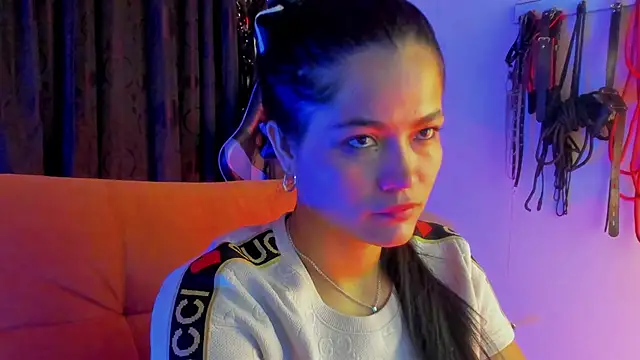 scarlet-kennedy98 online show from September 26, 2025, 8:27 pm