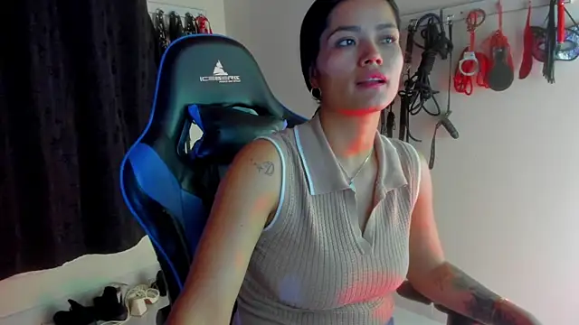 scarlet-kennedy98 online show from November 4, 2025, 10:24 pm