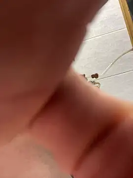 vanho29 online show from February 2, 2026, 1:32 pm