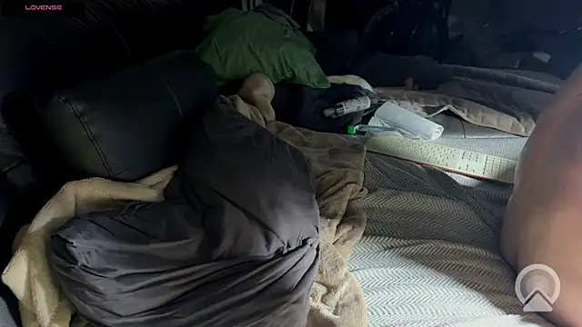 Snapshot of ericeric507 chatting on October 29, 2025, 5:12 pm ericeric507 online show from October 29, 2025, 5:12 pm