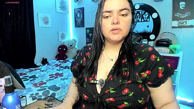 Snapshot of Luise_Meyrink chatting on September 18, 2025, 2:14 am Luise Meyrink online show from September 18, 2025, 2:14 am