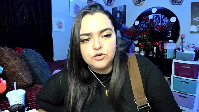 Luise Meyrink online show from February 15, 2026, 2:45 am