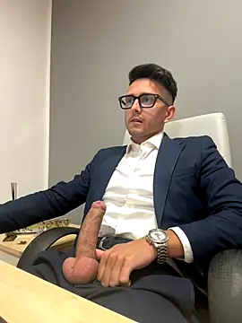 masterboss  online show from October 2, 2025, 11:24 am