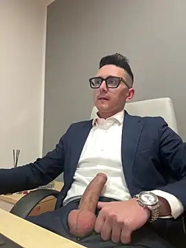 Snapshot of masterboss_ chatting on February 23, 2026, 12:50 pm masterboss online show from February 23, 2026, 12:50 pm